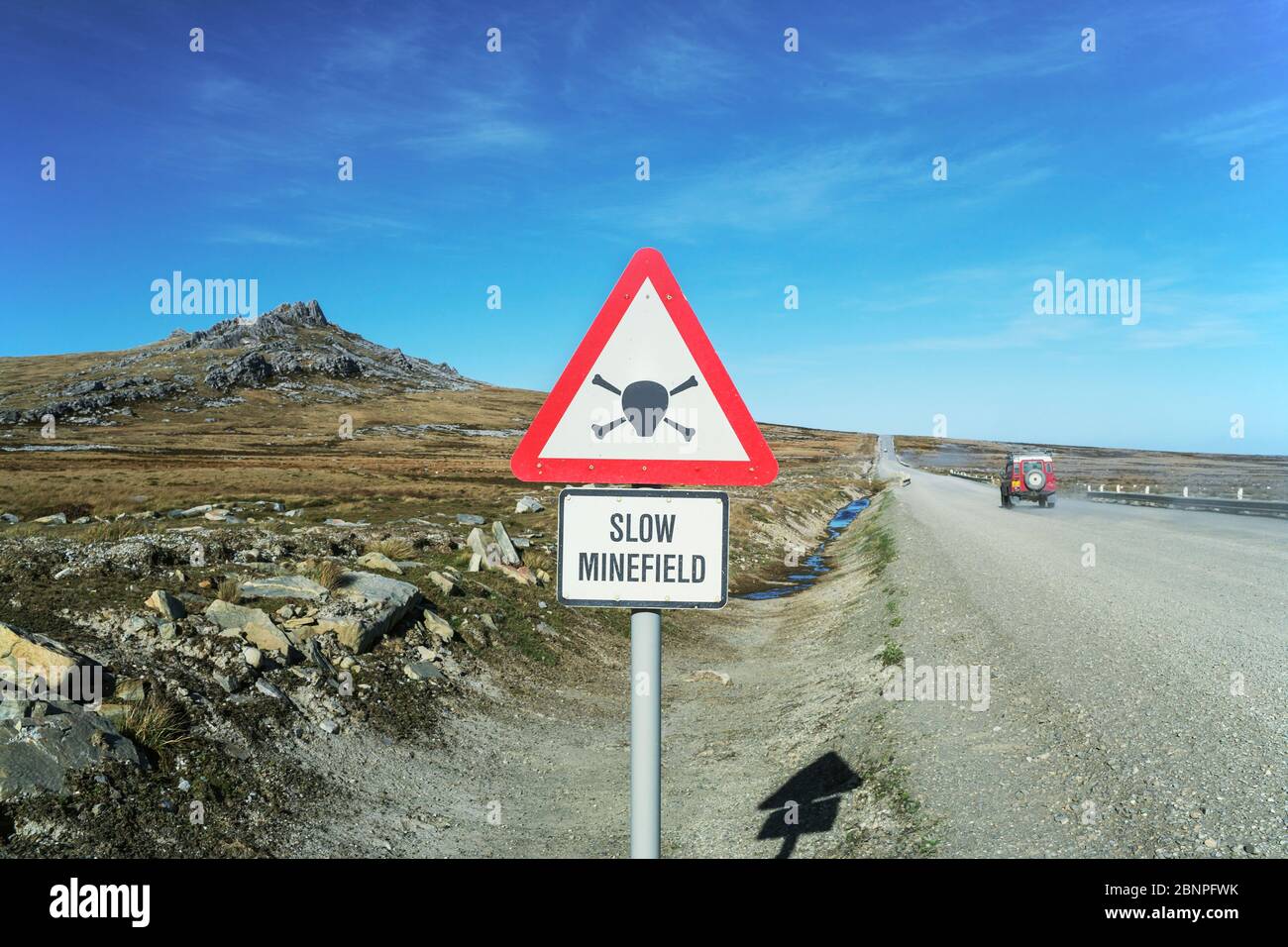 Minenfelder Warnung Beschilderung, East Falkland, Falkland Inseln, Südatlantik, Südamerika Stockfoto