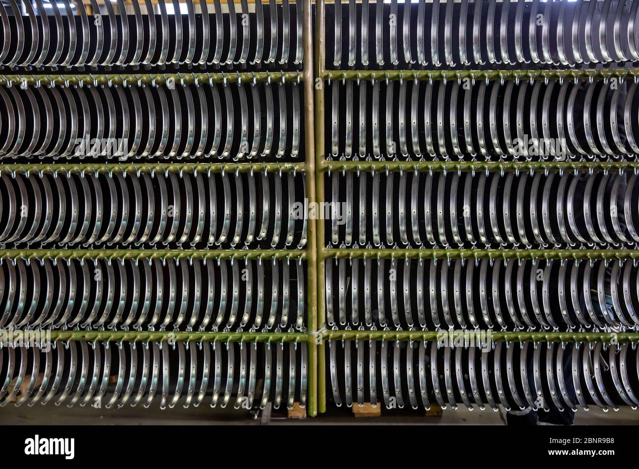 Stahl- oder Aluminiumbleche im Lager Stockfoto