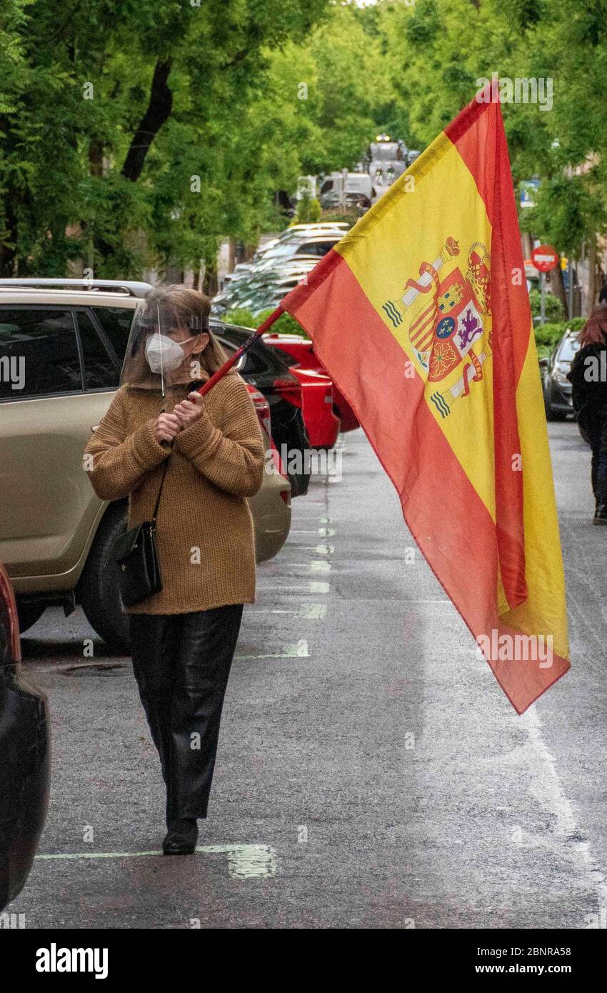 Madrid, Spanien. Mai 2020. Die Leute gingen auf die Straße, um ihre Einwände gegen Madrid zu äußern, das in Phase 0 bleibt, während Teile des restlichen Landes am 15. Mai 2020 in Madrid in die ersten Phasen der Deeskalation übergingen.Quelle: CORDON PRESS/Alamy Live News Stockfoto