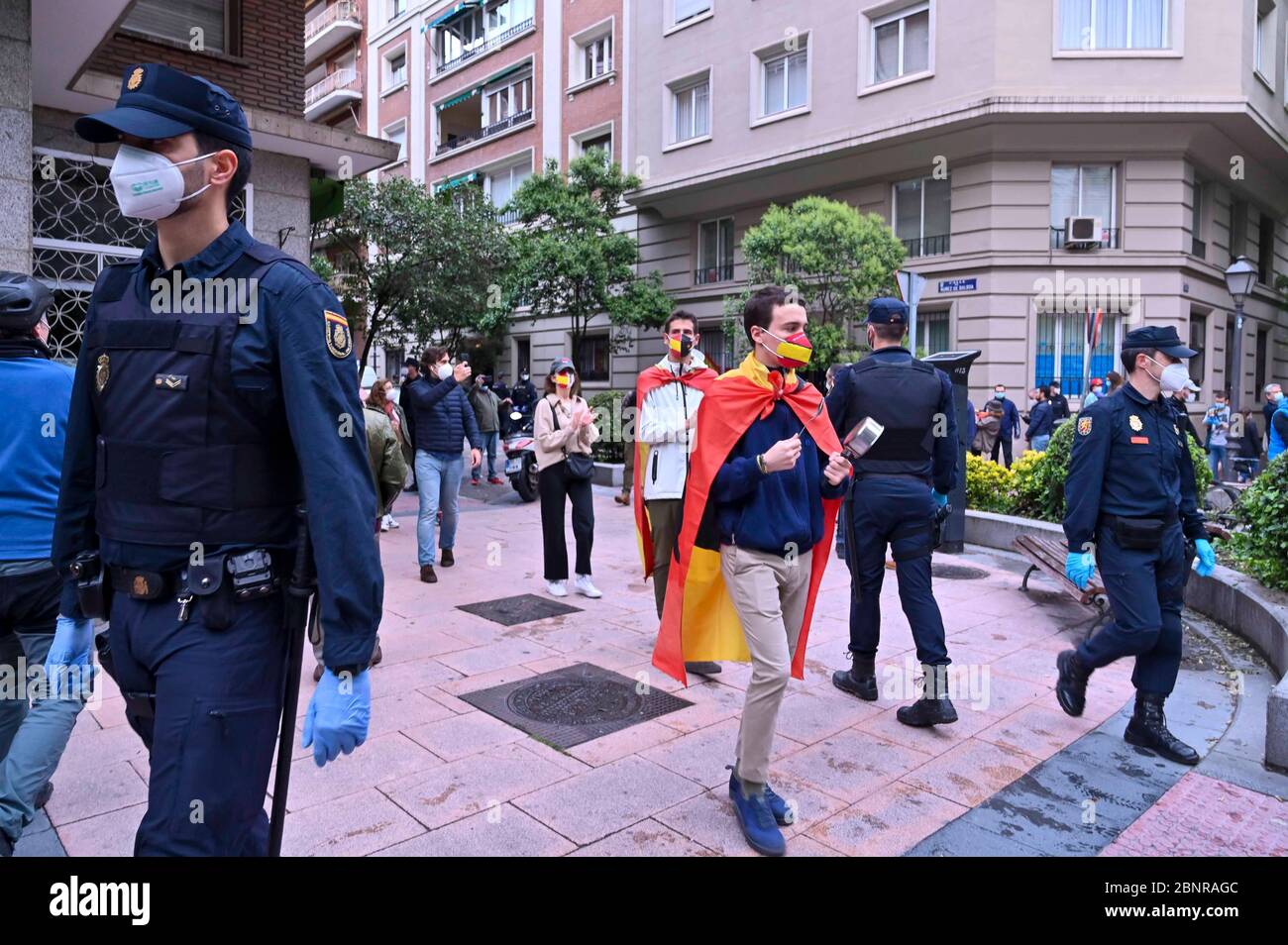 Madrid, Spanien. Mai 2020. Die Leute gingen auf die Straße, um ihre Einwände gegen Madrid zu äußern, das in Phase 0 bleibt, während Teile des restlichen Landes am 15. Mai 2020 in Madrid in die ersten Phasen der Deeskalation übergingen.Quelle: CORDON PRESS/Alamy Live News Stockfoto