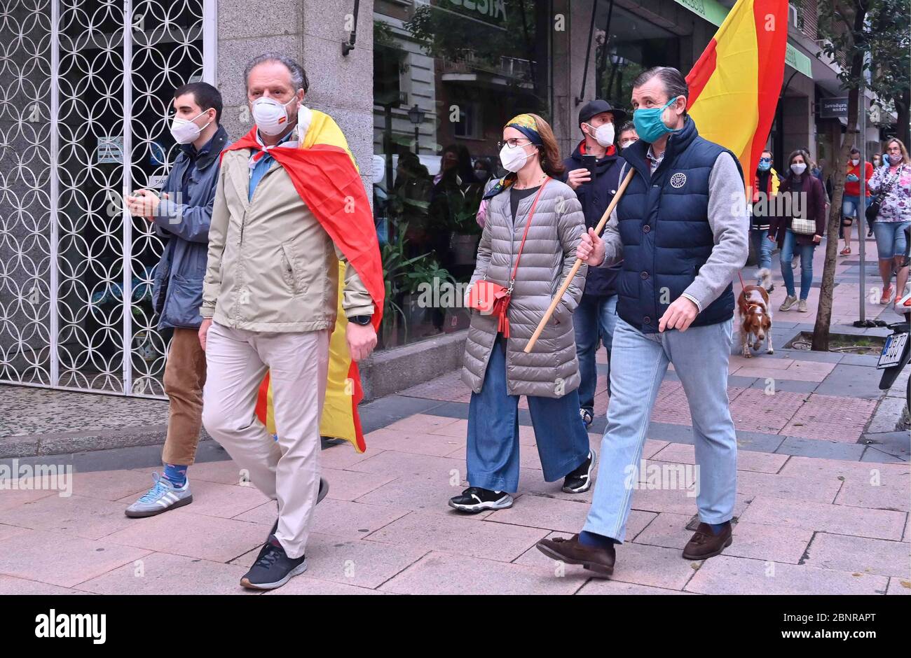 Madrid, Spanien. Mai 2020. Die Leute gingen auf die Straße, um ihre Einwände gegen Madrid zu äußern, das in Phase 0 bleibt, während Teile des restlichen Landes am 15. Mai 2020 in Madrid in die ersten Phasen der Deeskalation übergingen.Quelle: CORDON PRESS/Alamy Live News Stockfoto