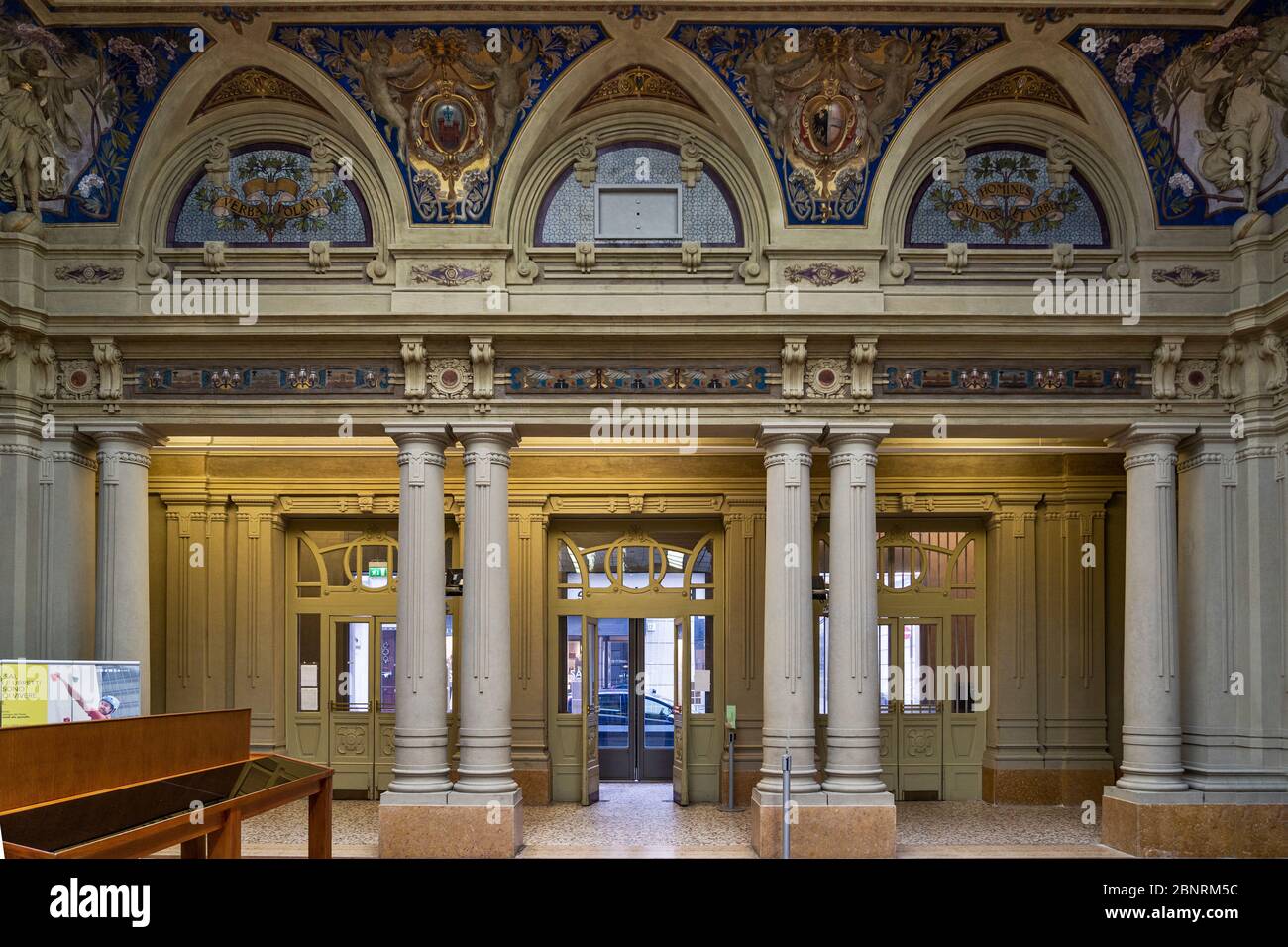 Innenansicht des Postamtes (ehemaliges Theater) von Parma. Emilia Romagna, Italien, Europa. Stockfoto