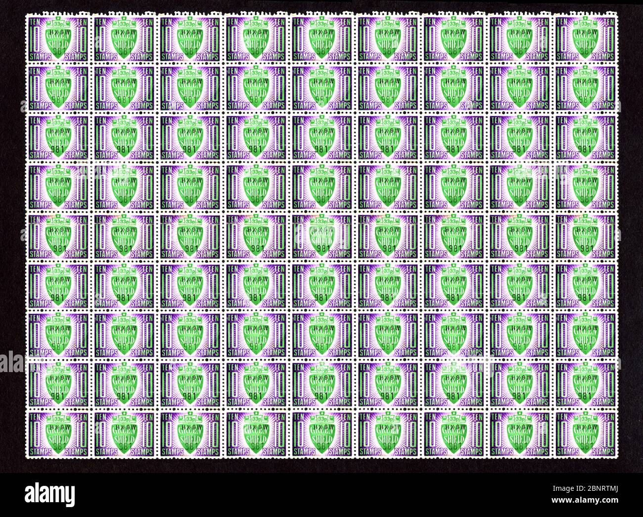 'Big 10' Green Shield Briefmarken aus den 1970er Jahren. In Geschäften als Anreiz zur Kundenbindung gegeben. In Geschäften, die später Argos wurden, wurden Waren eingetauscht. Stockfoto