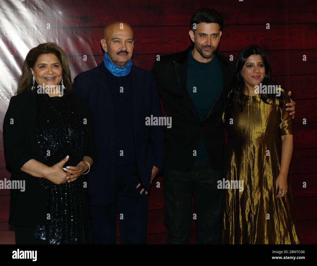 MUMBAI, INDIEN - JANUAR 17: Pinky Roshan, Rakesh Roshan, Hrithik Roshan und Zoya Akhtar nehmen am 1. Januar an der 75. Geburtstagfeier von Javed Akhtar Teil Stockfoto