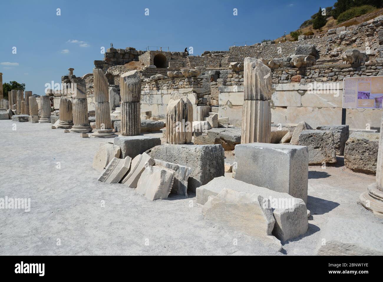 Die Ruinen der antiken Stadt Ephesus in der Türkei. Frühchristliche Basilika. Stockfoto
