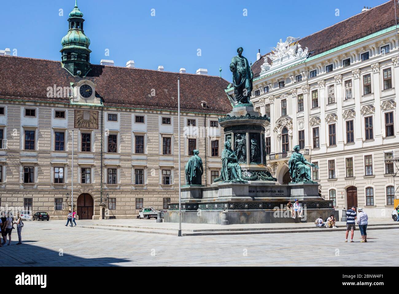 Wien, Österreich - 18. Juni 2018: Blick auf die Statue von Kaiser Franz II. Im Hofburg, Wiener Altstadt Stockfoto