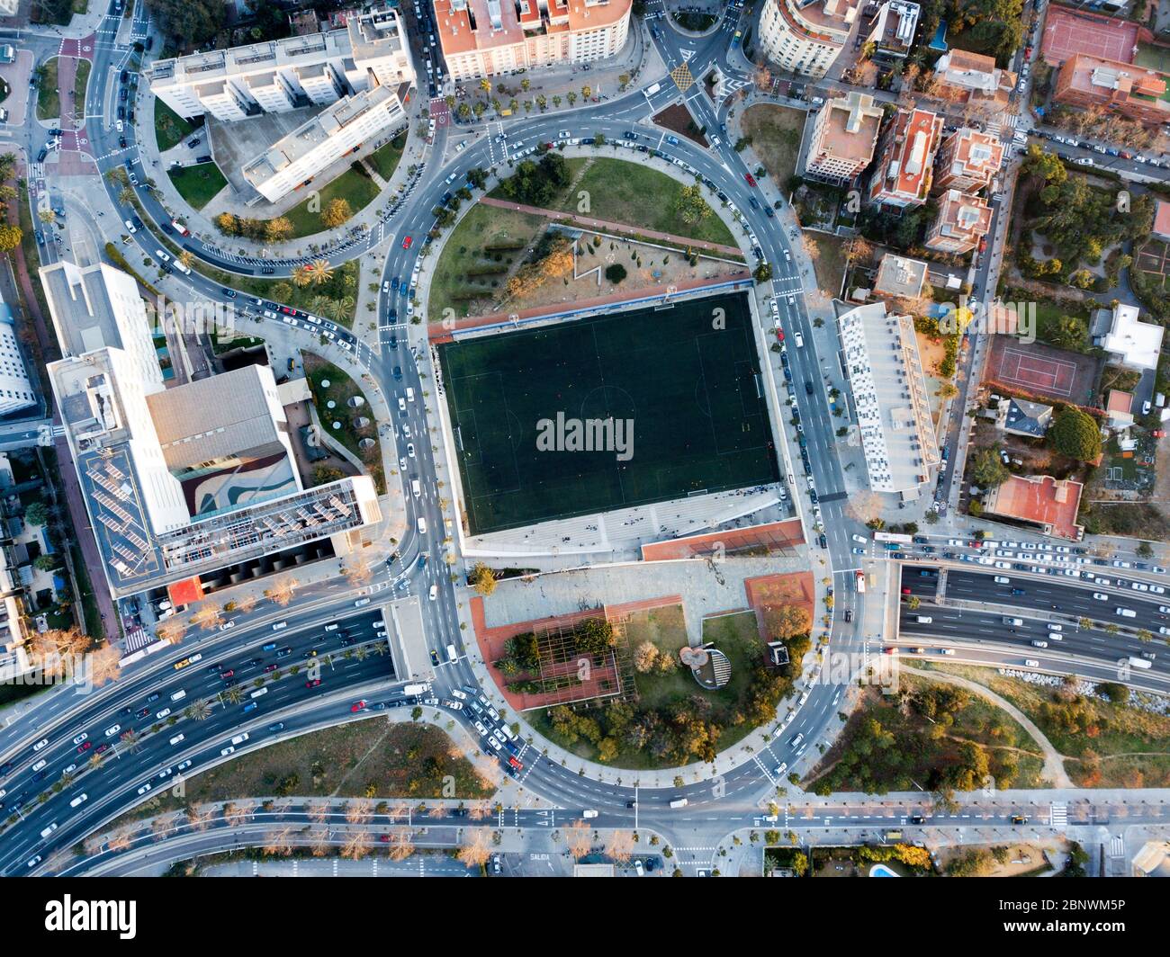 Camp de l'Àliga Fußballplatz in Alfonso Comin Platz in Vallcarca Nachbarschaft Luftaufnahme Barcelona Katalonien Spanien Stockfoto