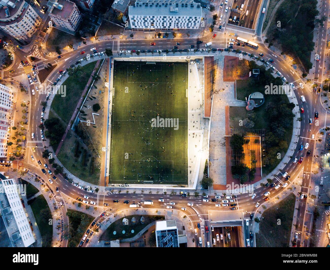 Camp de l'Àliga Fußballplatz in Alfonso Comin Platz in Vallcarca Nachbarschaft Luftaufnahme Barcelona Katalonien Spanien Stockfoto