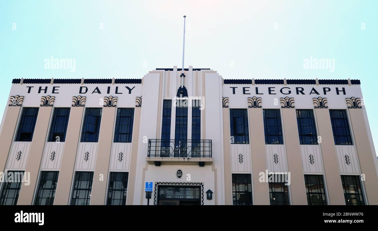Art déco-Architektur aus den 1930er Jahren. Fassade des Daily Telegraph Gebäudes, das 1932 in Napier, Hawke's Bay, North Island, Neuseeland, erbaut wurde. Stockfoto
