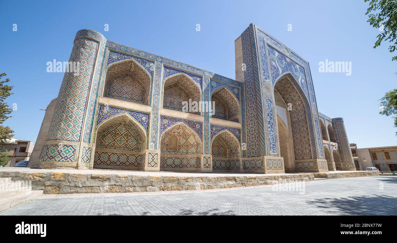 Blick auf Nadir Divanbegi Medressa von Buchara, in Usbekistan Stockfoto