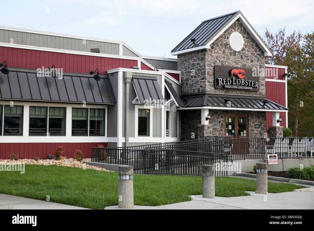 Ein Logo-Schild vor einem Red Lobster Restaurant in Wilmington, Delaware am 4. Mai 2020. Stockfoto