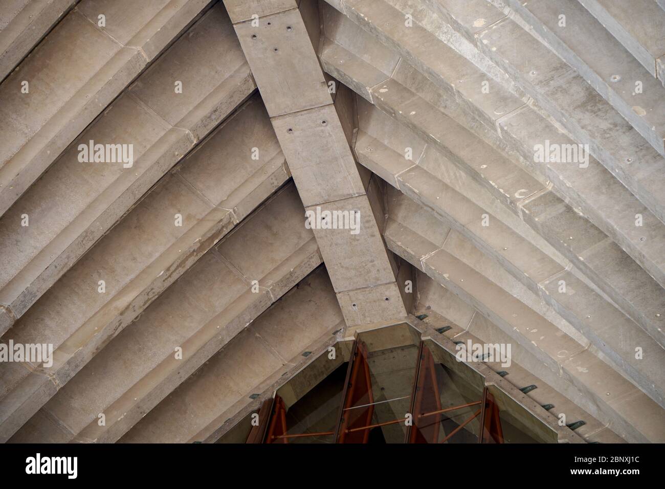 Muster von Dachziegeln am Opernhaus von Sydney, entworfen von John Utzon in Sydney, Australien Stockfoto