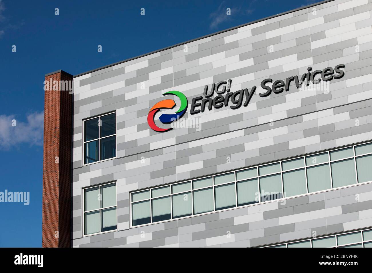 Ein Logo-Schild vor einer Anlage, die von UGI Energy Services in Wyomissing, Pennsylvania, am 4. Mai 2020 besetzt wurde. Stockfoto