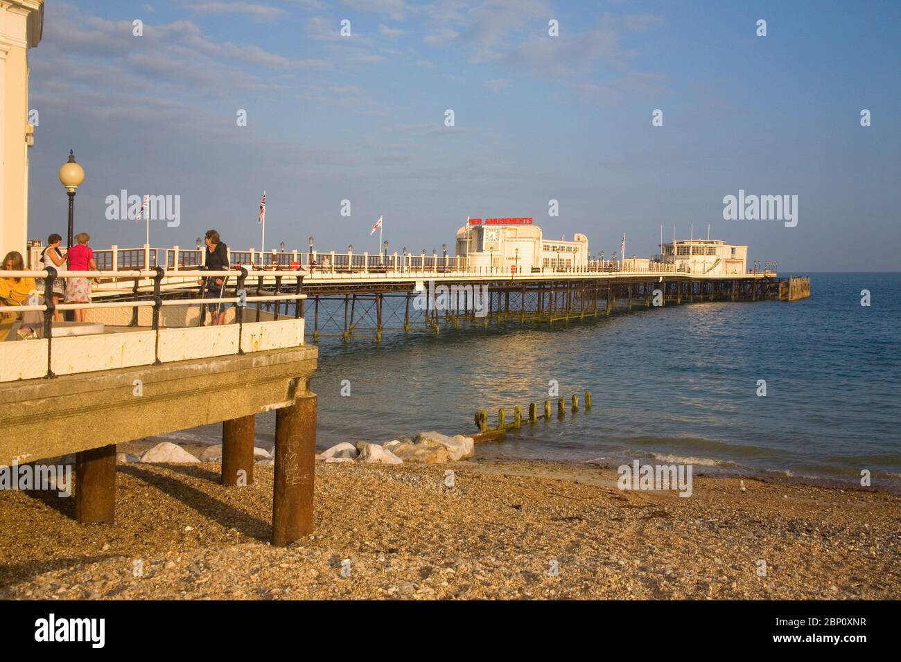 Worthing Pier an der Küste von East sussex Stockfoto