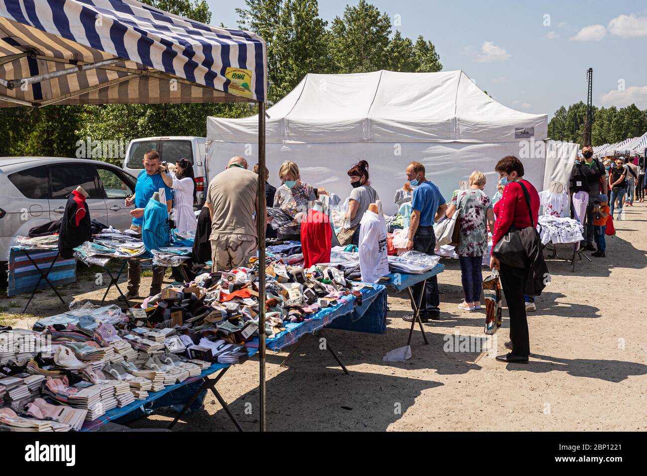 Breslau, Polen. Mai 2020. 17 Mai 2020 Wroclaw Polen. Zum ersten Mal seit der Ankündigung der Epidemie in Polen wurde der Markt zur Vorsicht ermächtigt.Quelle: Krzysztof Kaniewski/ZUMA Wire/Alamy Live News Stockfoto