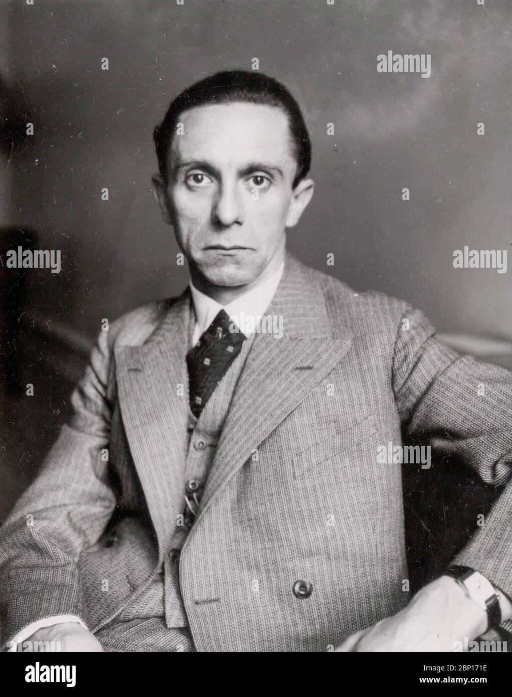 Joseph Goebbels , Heinrich Hoffmann fotografiert 1933 Adolf Hitlers offizieller Fotograf und Nazi-Politiker und Verleger, der Mitglied des intime Kreises Hitlers war. Joseph Goebbels Stockfoto