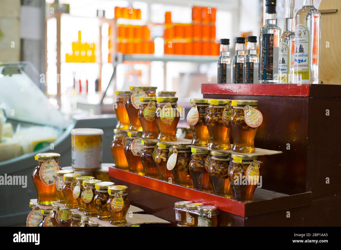 Eine breite Palette von typischen Produkten finden Sie in Die zentrale Markthalle in Chania Stockfoto