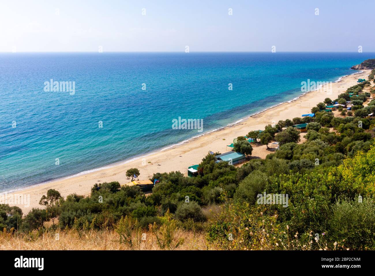 Strand Myrtofitou, ein langer Sandstrand in der Nähe der Stadt Kavala, in Mazedonien, Griechenland, Europa. Stockfoto