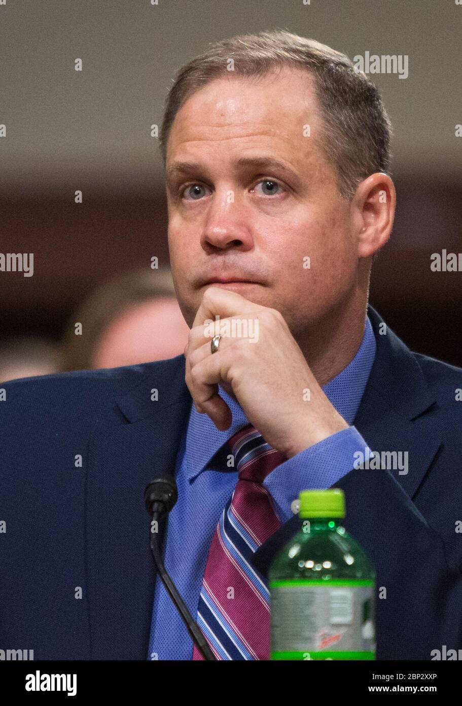 Senatsausschuss für Handel, Wissenschaft und Verkehr Anhörung NASA-Administrator Jim Bridenstine wird während einer Anhörung des Senatsausschusses für Handel, Wissenschaft und Verkehr mit dem Titel "The New Space Race: „Sicherstellen der globalen Führung der USA an der letzten Grenze“, Mittwoch, 13. März 2019 im Dirksen Senatsgebäude in Washington. Stockfoto