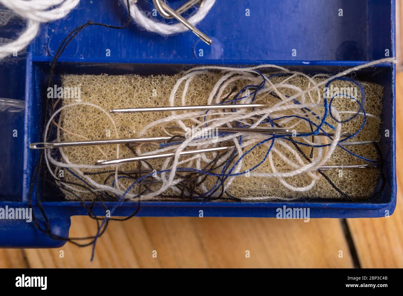 TOKIDNY Schneiderkreide 10 Stück - Dreieckige Stoffmarkierung Weiß Löschbar