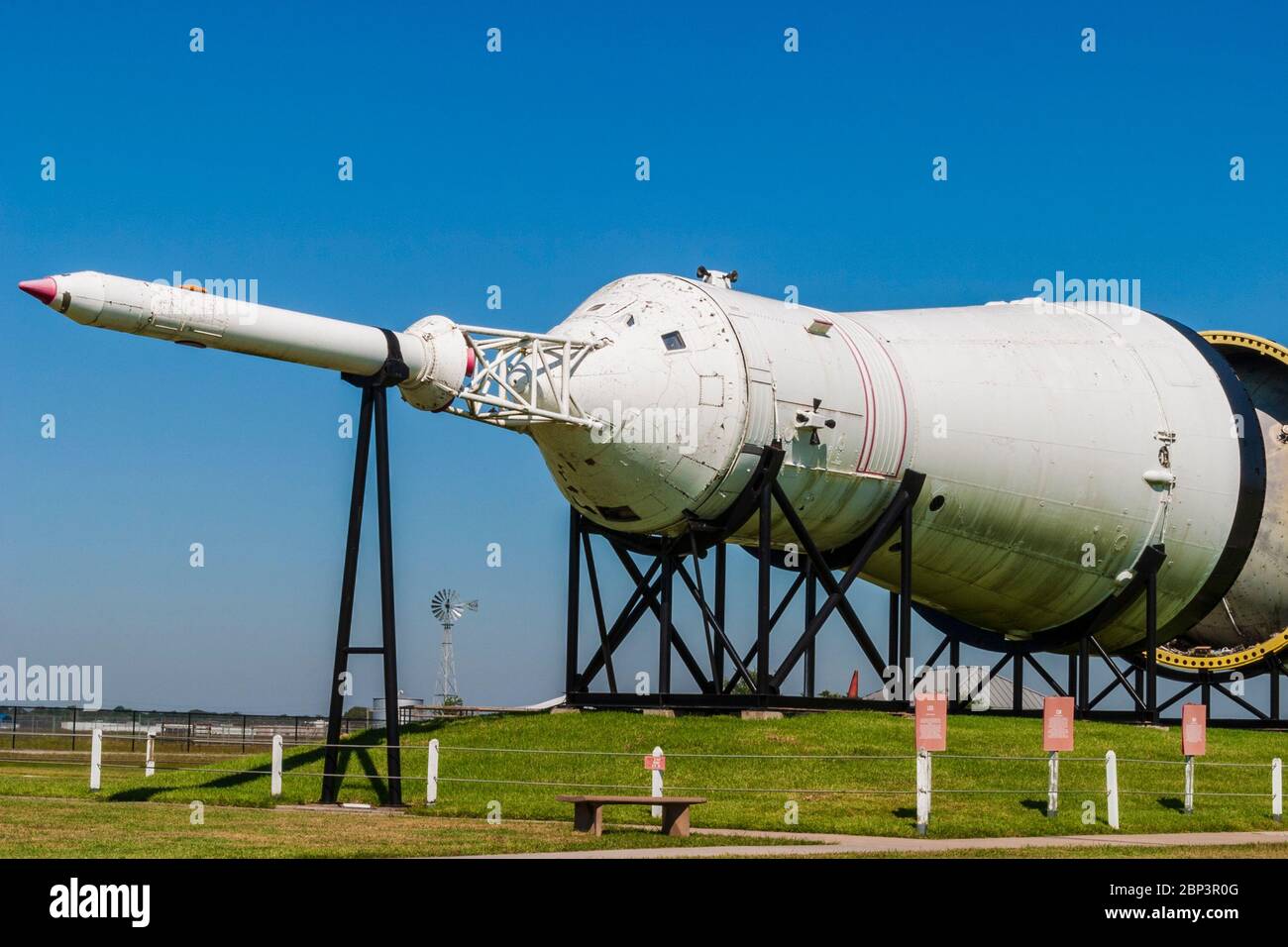 Saturn 5 Rakete im NASA (National Aeronautics and Space Administration) Museum und Weltraumzentrum in Clear Lake, Texas. Stockfoto