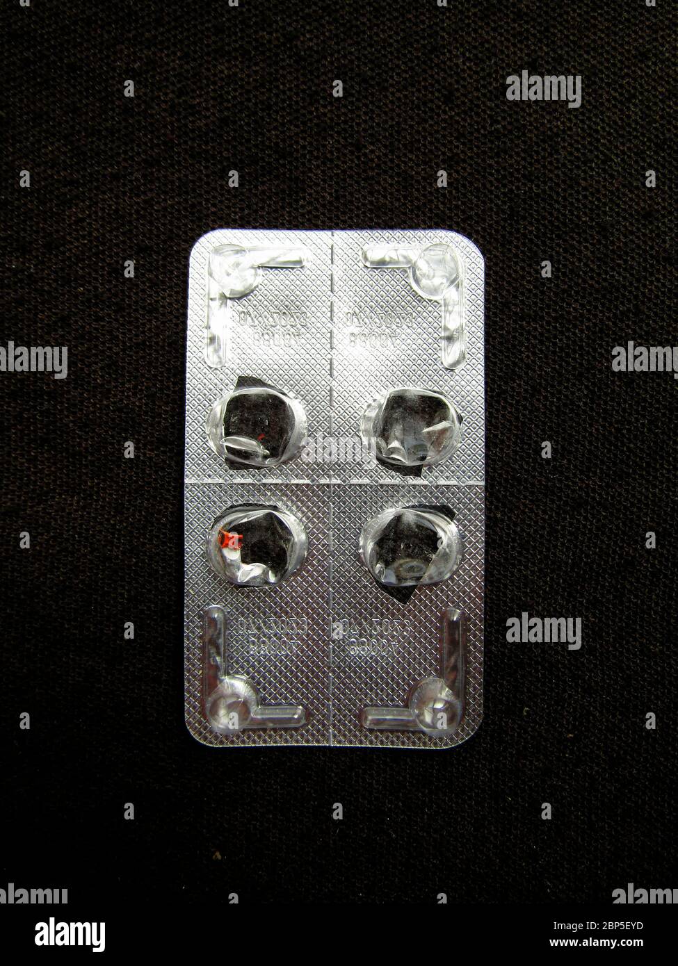 Geöffnetes Paket von Asprin-Tabletten Stockfoto