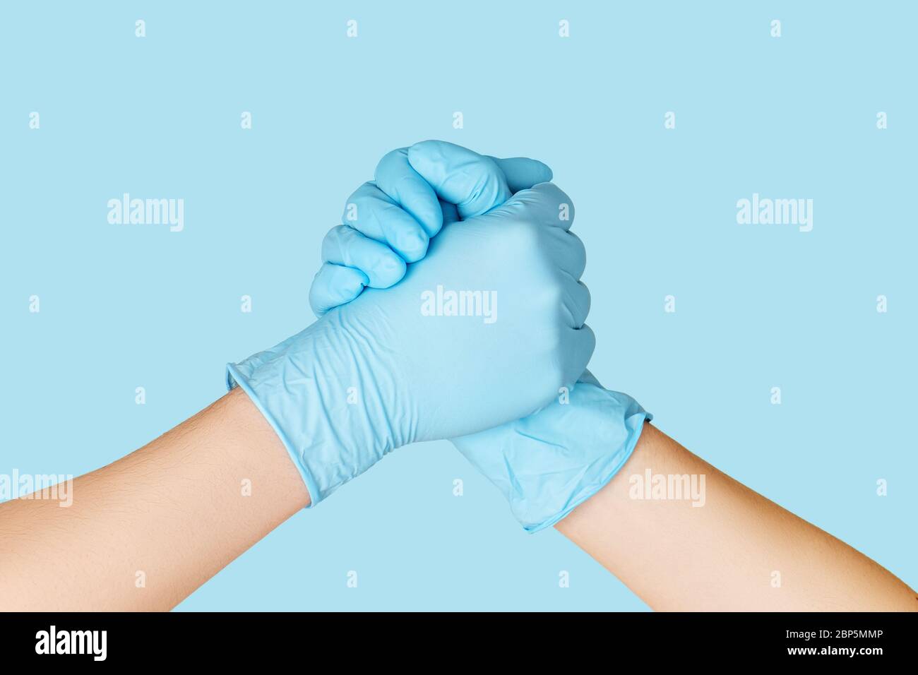 Handschuhe, Bett, Handpflege, Hände, Haut, Hautpflege, Schlaf, Nacht,  Hände, Hand, Handschuh, Kratzer, Schutz Stockfotografie - Alamy