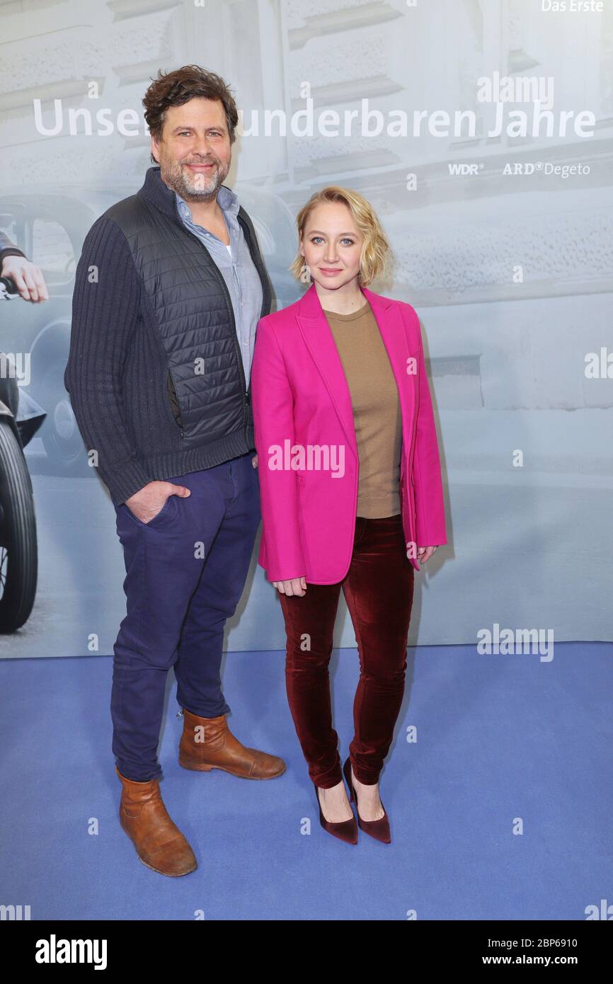 Hans-Jochen Wagner,Anna Maria Muehe,Fotogelegenheit für die ersten drei-Partner unsere wunderbaren Jahre im Hotel East,Hamburg,27.01.2020 Stockfoto