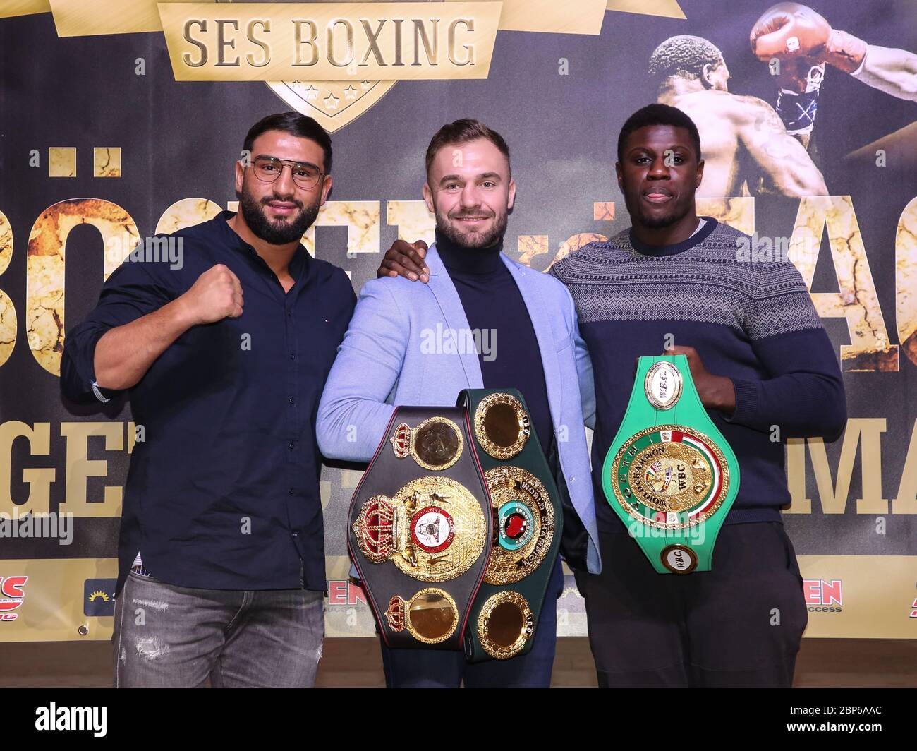 Der deutsche Schwergewichtsboxer Agit Kabayel WBA, IBO-Boxweltmeister Dominic BÃ¶sel, WBC-Juniorweltmeister Peter Kadiru alle SES-Boxen Stockfoto