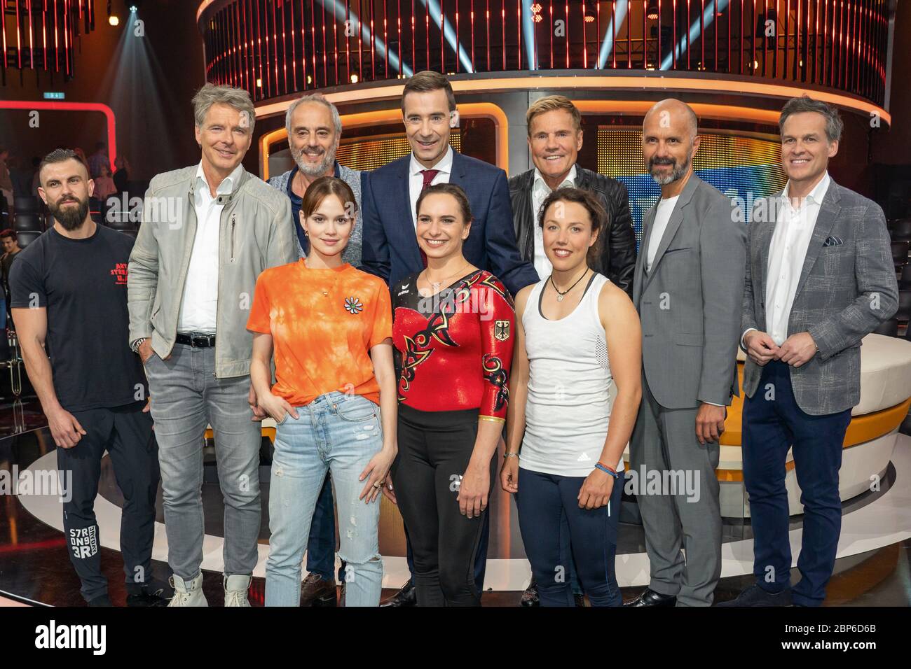 Oleksandr Nakonechnyi, JÃ¶rg Pilawa, Christian Rach, Kai Pflaume, Dieter Bohlen, Christoph Maria Herbst, Jens Riewa, Emilia SchÃ¼le, Sophie Scheder, Laura Dahlmeier bei der Aufnahme am 19.05.2019 'Small vs Big' 33 in Berlin Adlershof Studio 20 Stockfoto