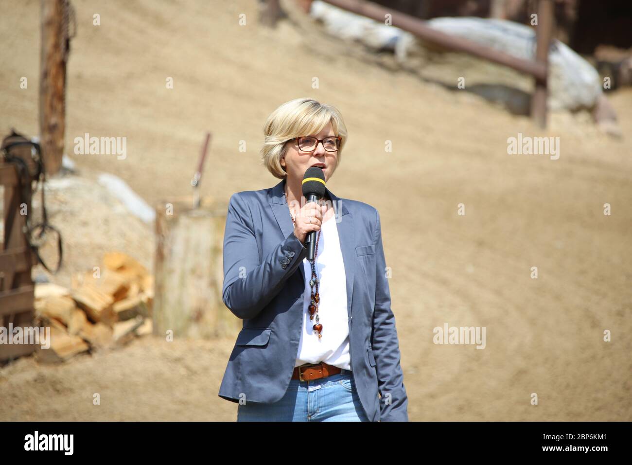 Uta Thienel,Pressespiegel der neuen Spielzeit des Kayl May Festivals unter Geiern - der Sohn des Baehrenjaeger,Bad Segeberg,21.06.2019 Stockfoto