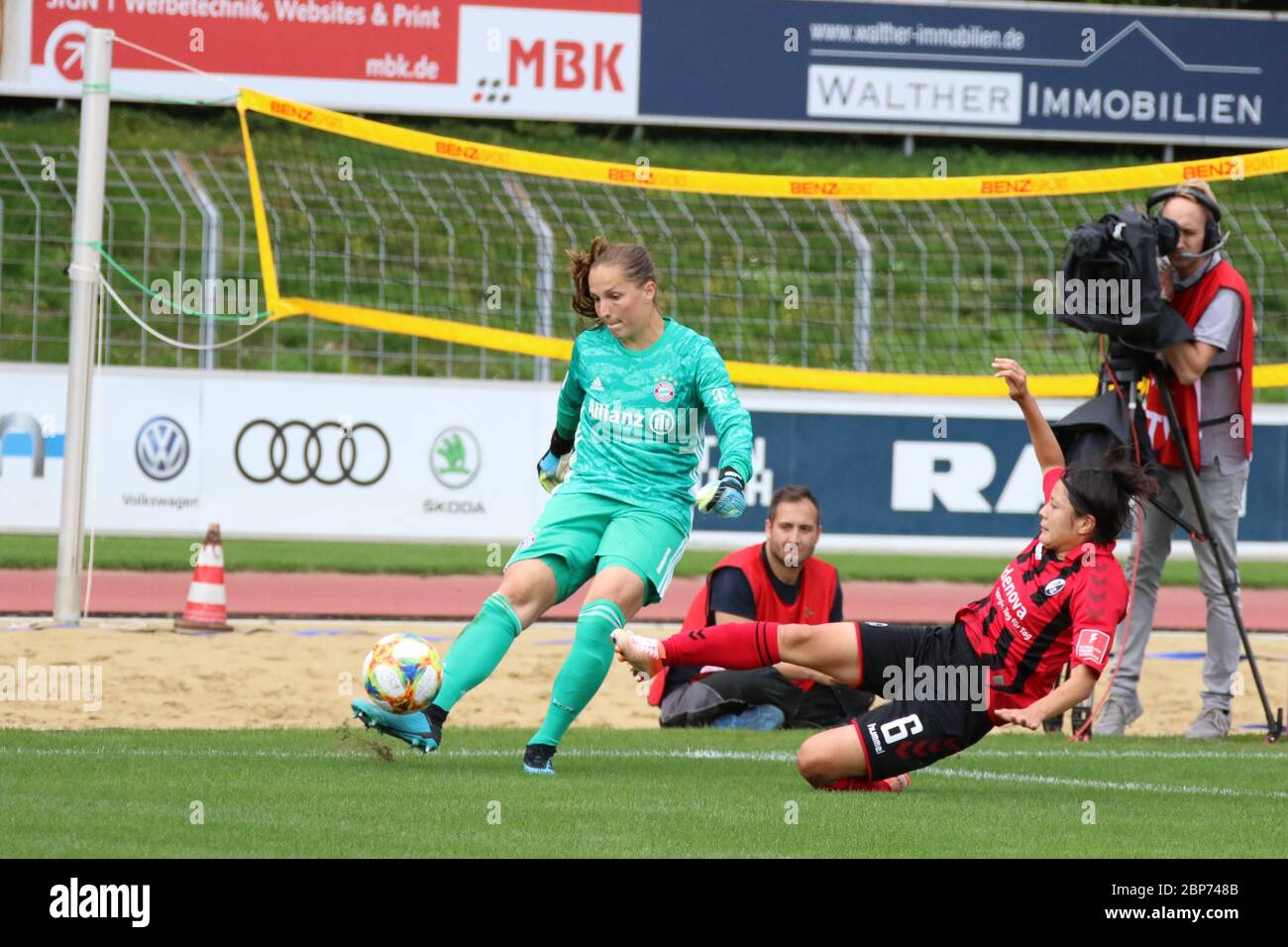 1. Frauen BL: 19-20: 1. Sptg. SC Freiburg gegen FC Bayern München Stockfoto