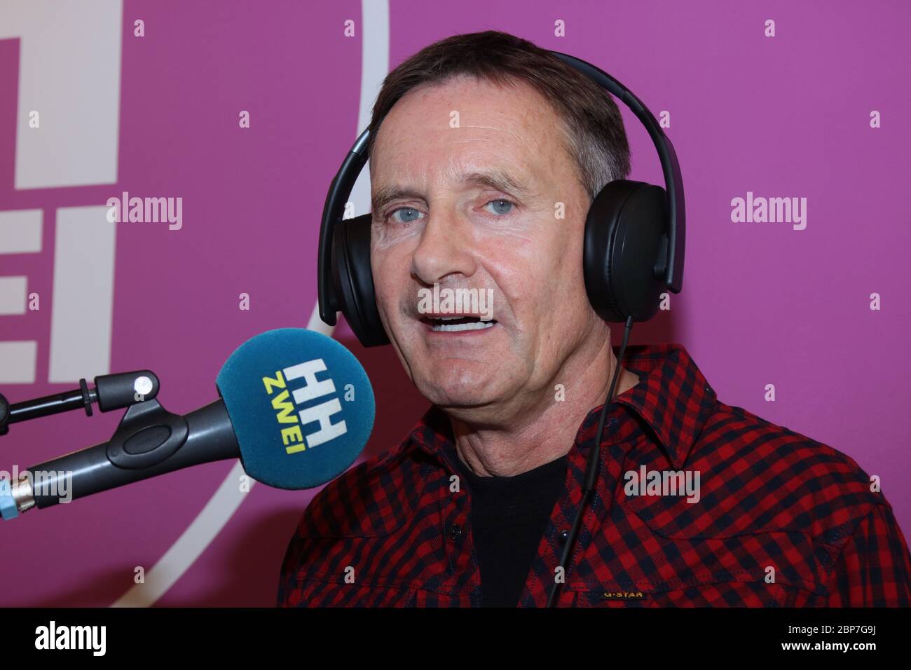 Peter Illmann,Besuch im Freilichtstudio der HH zwei,80s Cafe Ottensen,24.10.2019 Stockfoto