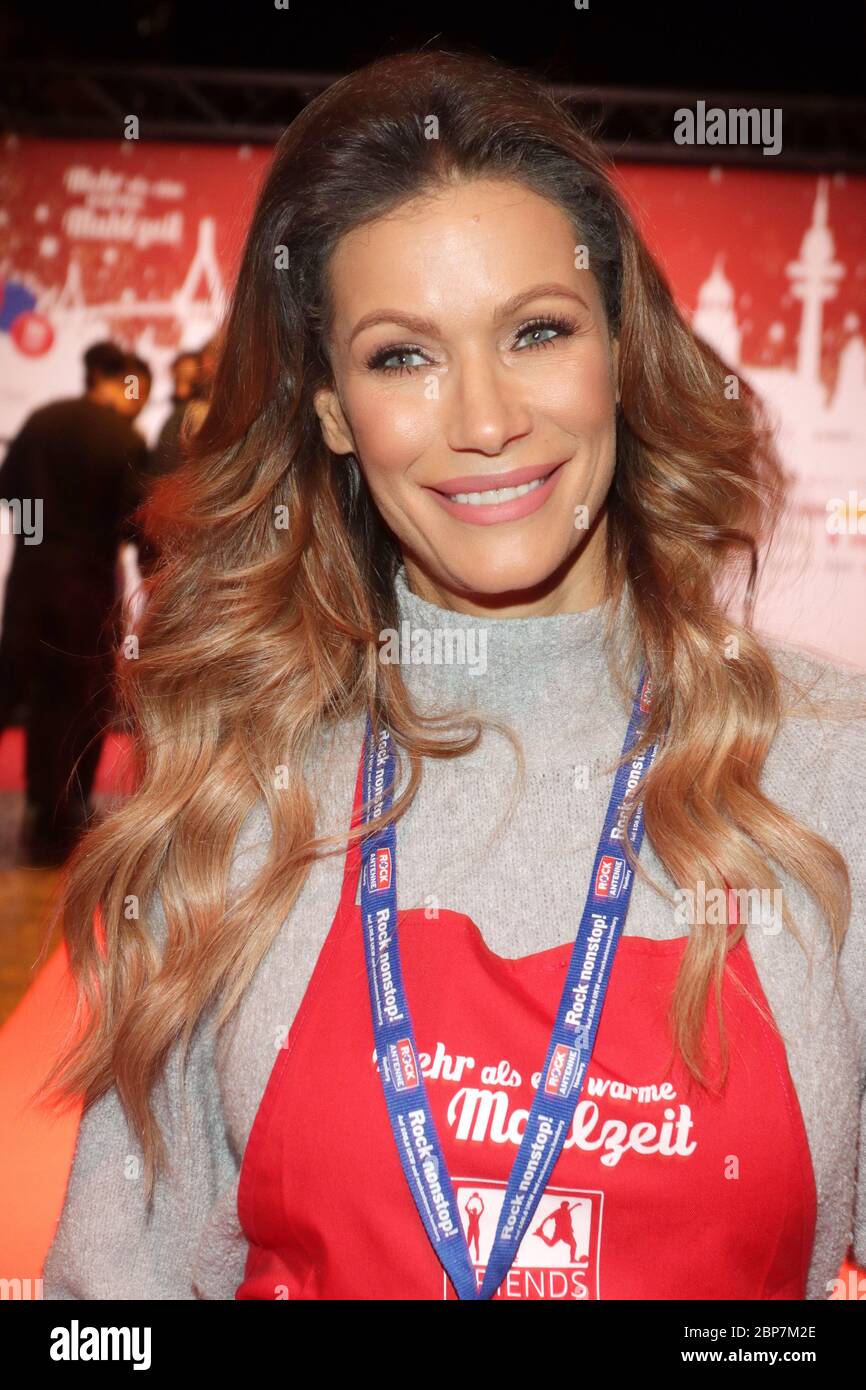 Yasmina Filali, Charity Event Mehr als eine warme Mahlzeit, Fischauktionshalle Hamburg, 03.12.2019 Stockfoto