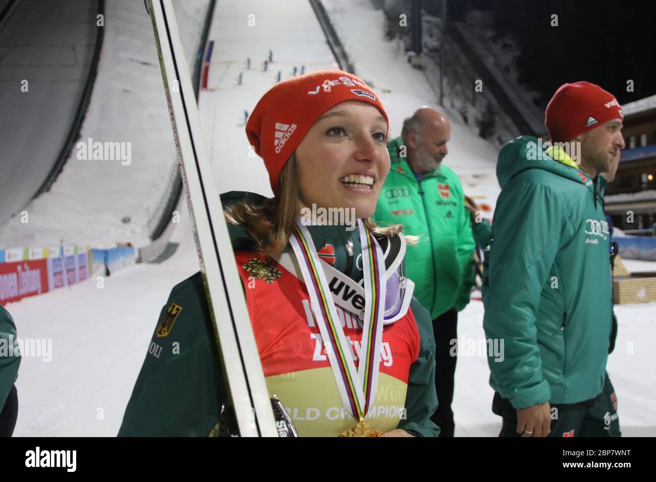 Mannschaftsspringen Damen FIS Nordische Ski-Weltmeisterschaft 2019 Seefeld Stockfoto