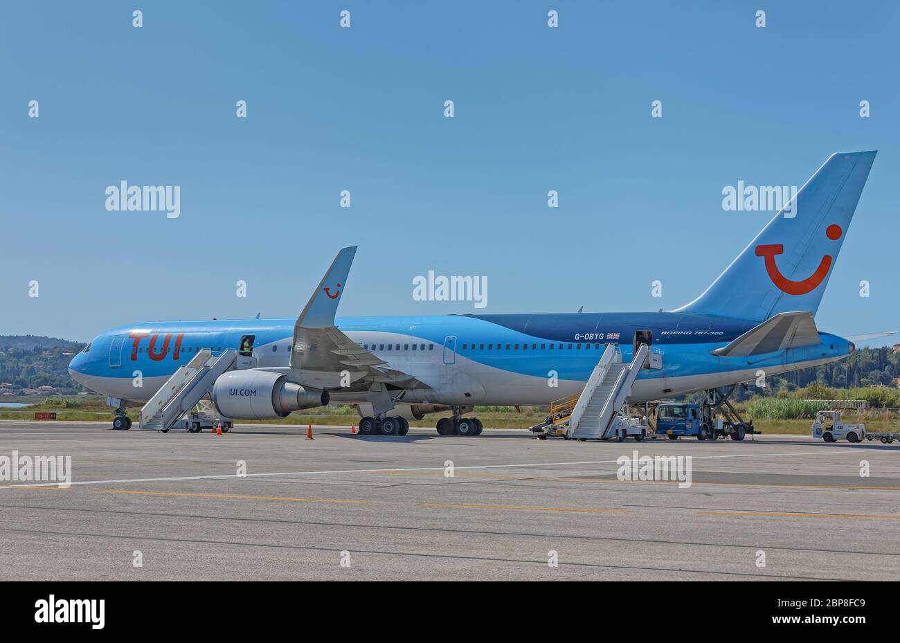 TUI Boeing 767-300 am internationalen Flughafen Korfu Ioannis Kapodistrias Stockfoto