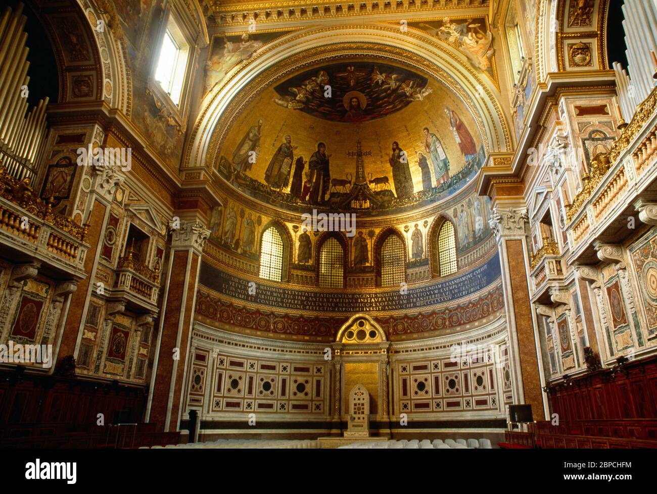 Rom Italien Basilica Di San Giovanni in Laterano Interior (Kirche des Heiligen Johannes im Lateran) Stockfoto