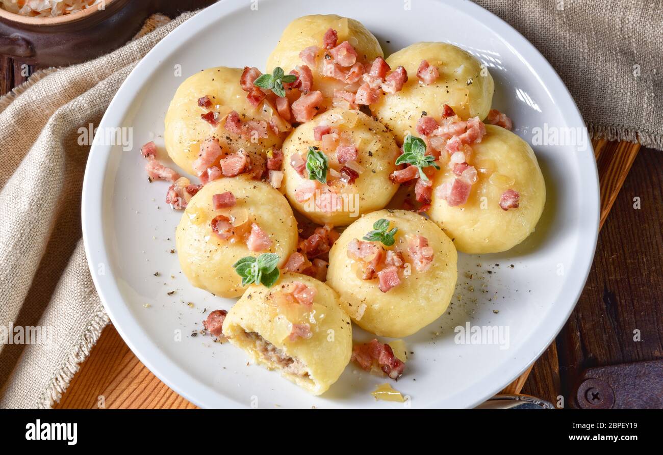 Pyzy sind eine Art der polnischen Knödel Stockfoto