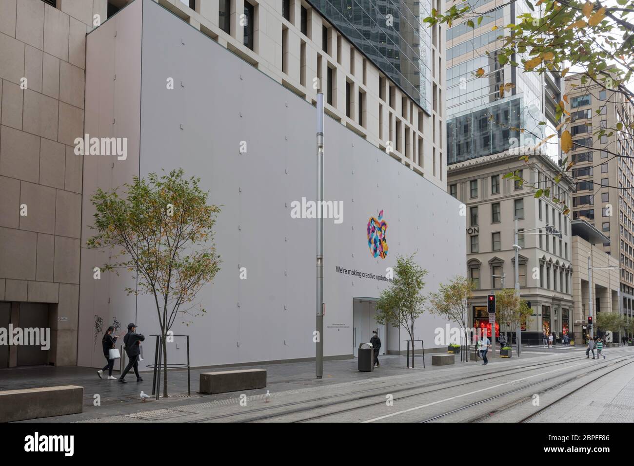 Der Apple Store in Sydney, Australien, ist während der Coronavirus-Pandemie wegen Renovierungsarbeiten und einer Renovierung geschlossen Stockfoto