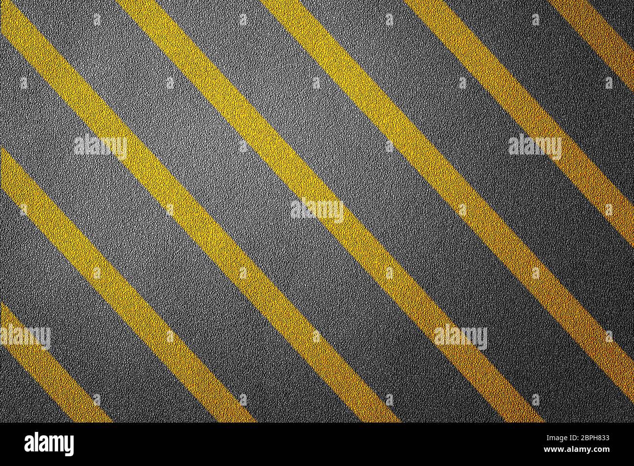 3D-Darstellung einer Straße mit gelben Linien Muster und Hintergrund, strukturierte Verkehrsregeln Konzept Stockfoto