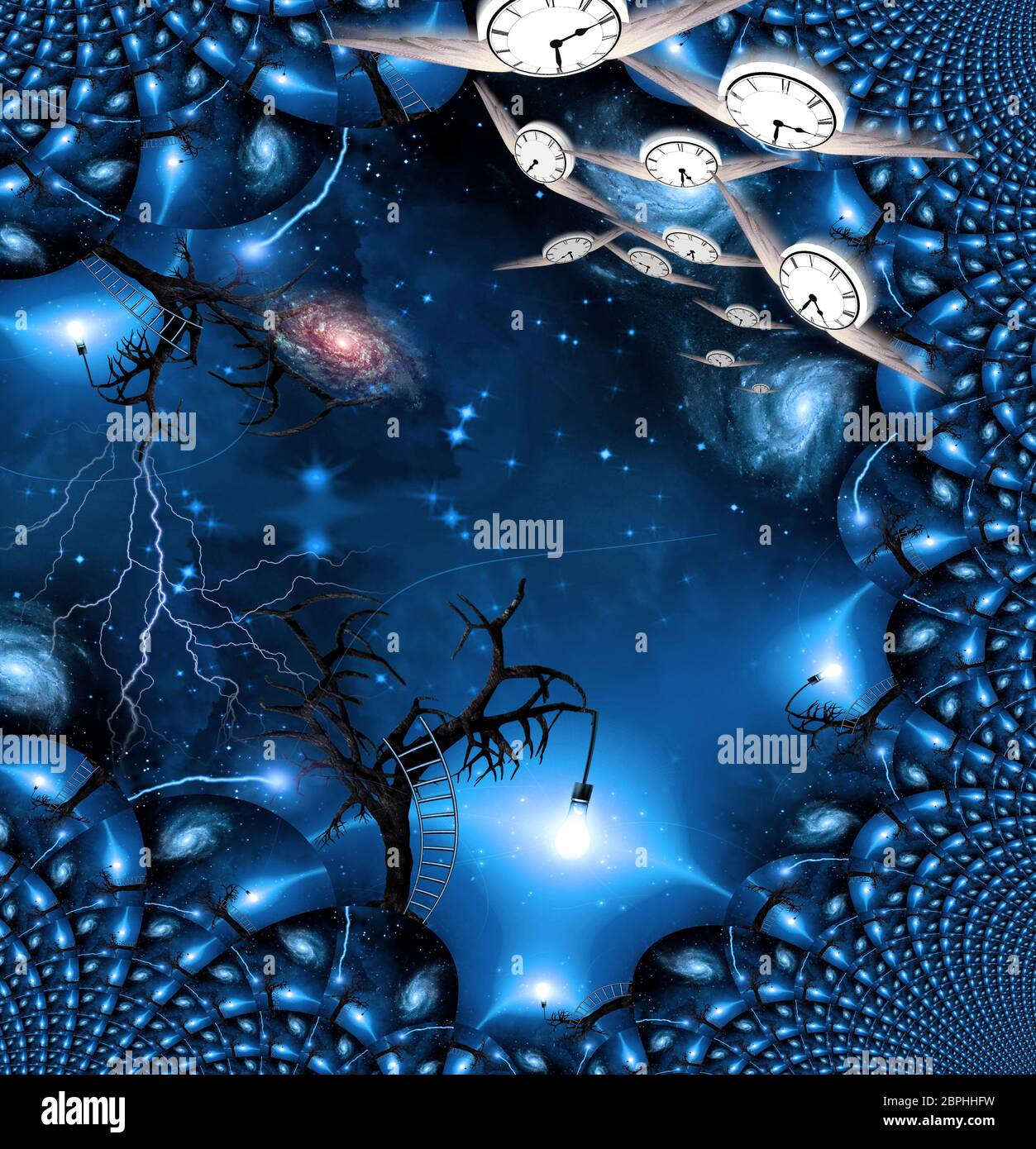 Surreale Dimensionen. Alter Baum mit einer Glühbirne auf einem Zweig. Universum. Winged Uhren stellt Fluss der Zeit. Stockfoto