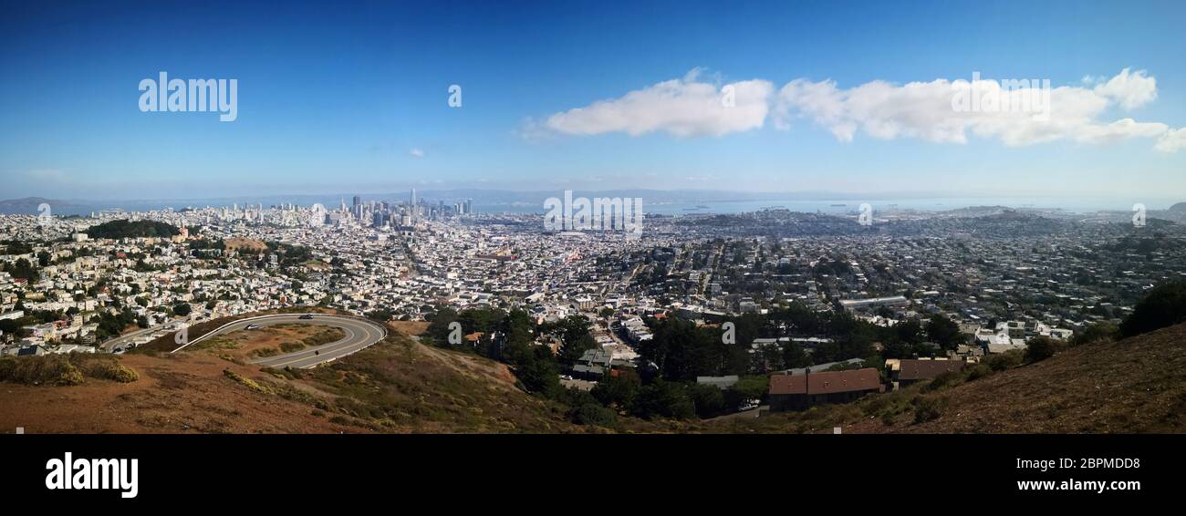 Twin Peaks - Aussichtspunkt und Panoramablick über San Francisco, San Francisco Bay, Alcatraz und Downtown, Kalifornien, USA Stockfoto