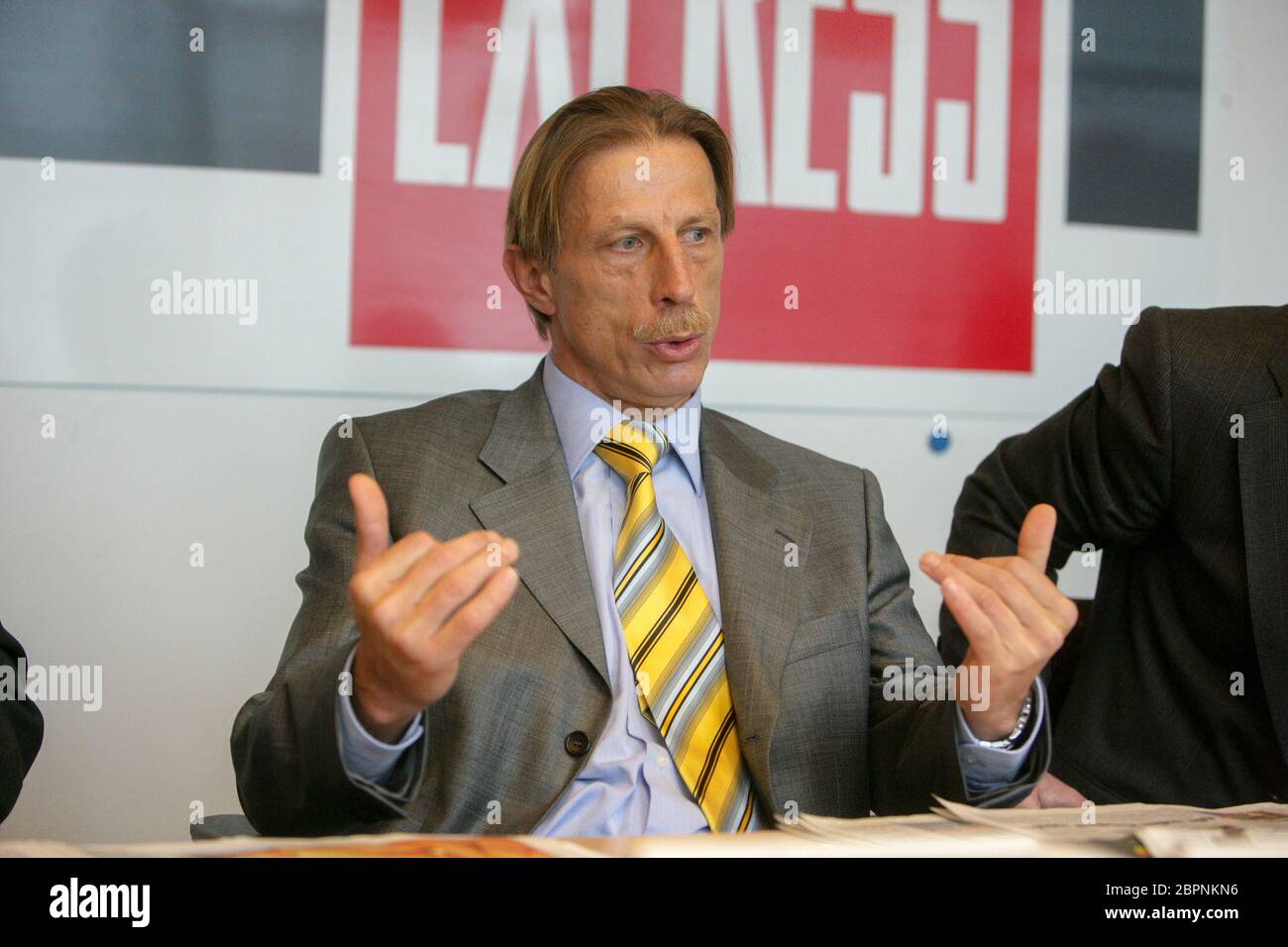 Christoph Daum Interview - der deutsche Fußballtrainer Christoph Paul Daum Stockfoto Christoph Daum Interview - der deutsche Fußballtrainer Christoph Paul Daum Stockfoto