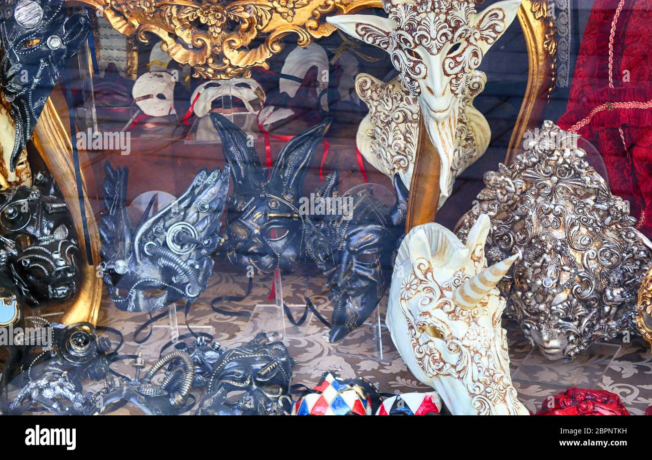 Italienisch Venezianische Masken für den Karneval. Venedig, Italien Stockfoto