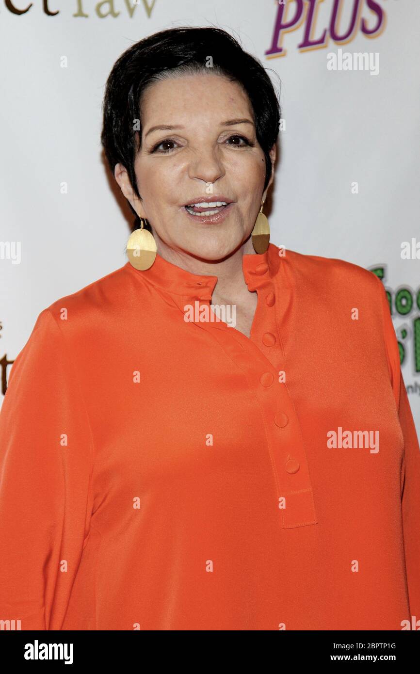 New York, NY, USA. 16 Mai 2012. Liza Minnelli im Friars Club Salute to Betty White im Sheraton New York Hotel & Towers. Kredit: Steve Mack/Alamy Stockfoto