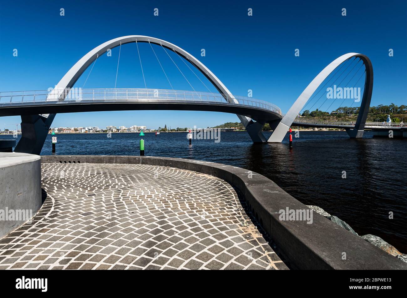Elizabeth Quay Bridge im Zentrum von Perth. Stockfoto