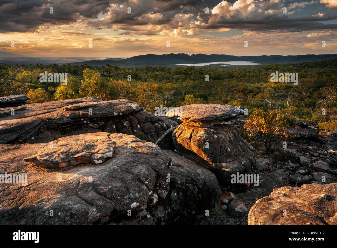 Der Sturm über dem Wartook-See in den Grampians. Stockfoto