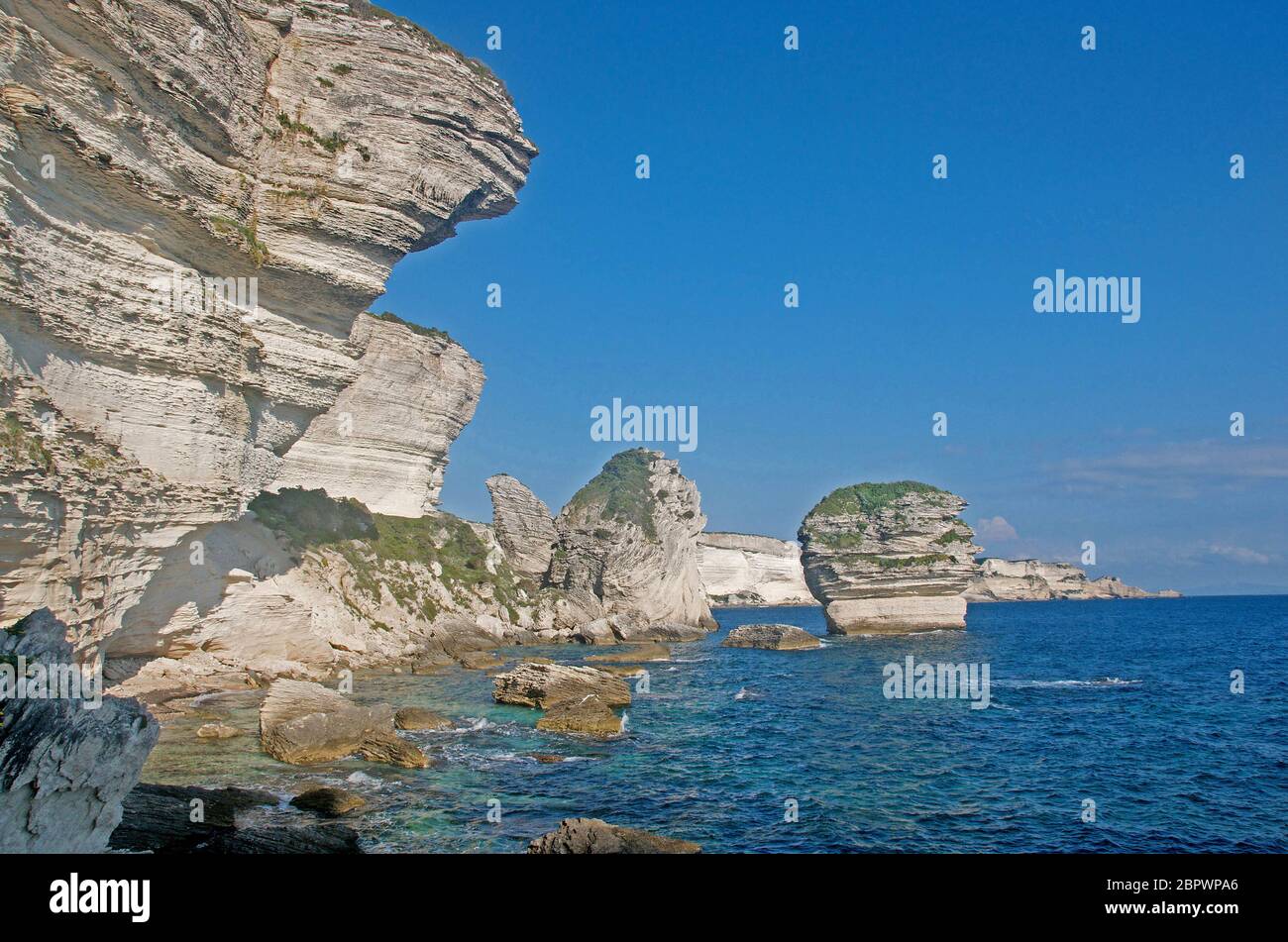 Le Grain de Sable und die Klippen von Bonifacio, Südkorsika, Frankreich Stockfoto