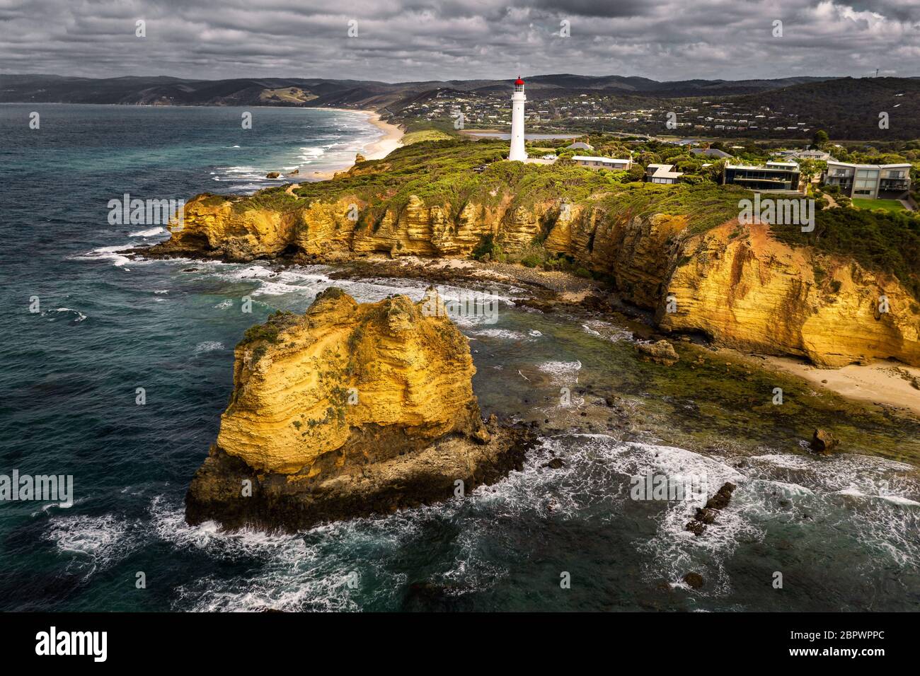 Luftaufnahme des Split Point Lighthouse in Aireys Inlet. Stockfoto