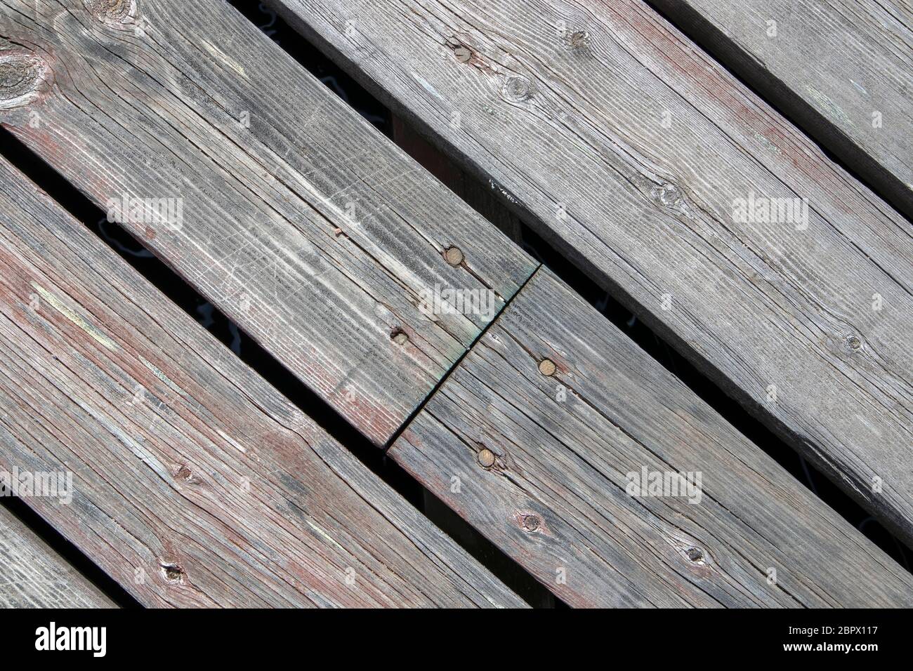 Altes Holz Hintergrund mit diagonalen Brettern Stockfoto